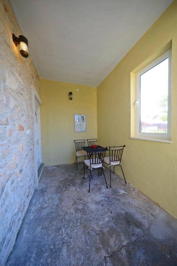 Center 3 Apartment *