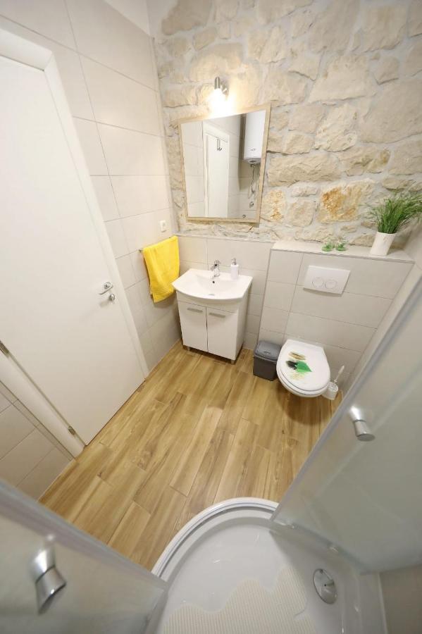 Apartment Center 3