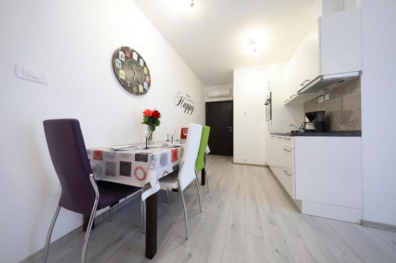Center 3 * Bibinje