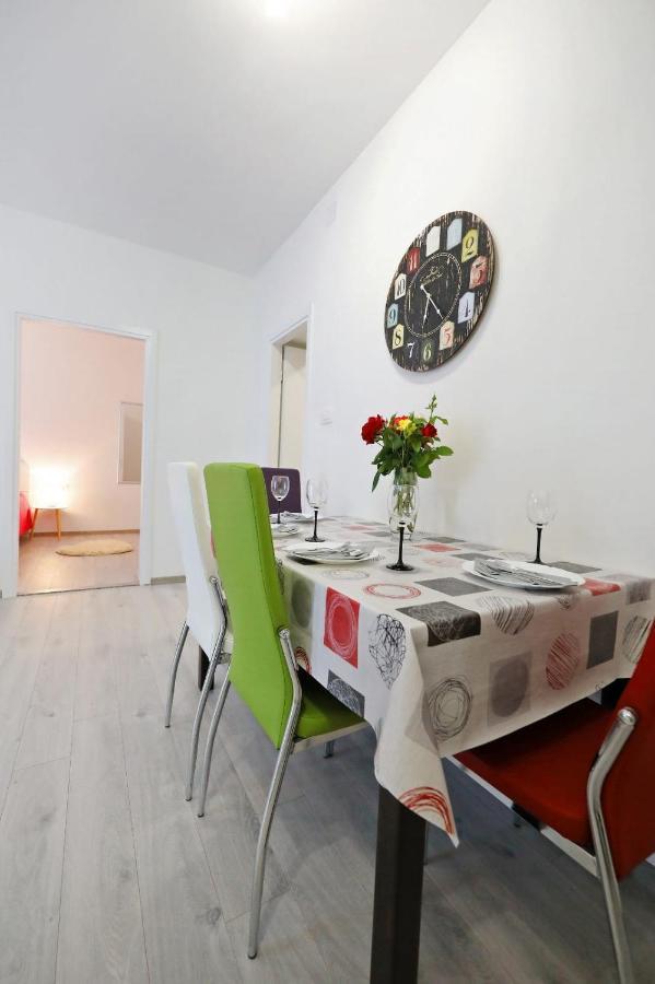 Center 3 Apartment *
